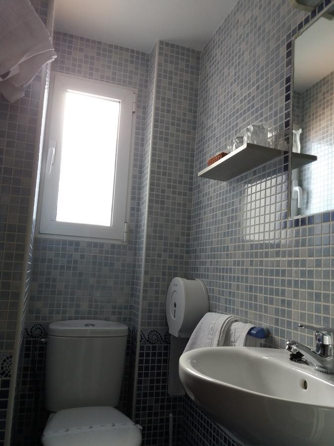 Hostal La Pilarica Paterna Zewnętrze zdjęcie