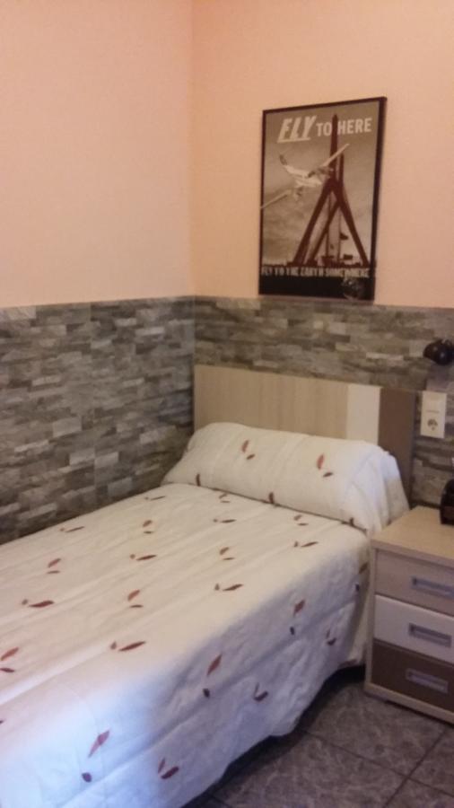 Hostal La Pilarica Paterna Zewnętrze zdjęcie