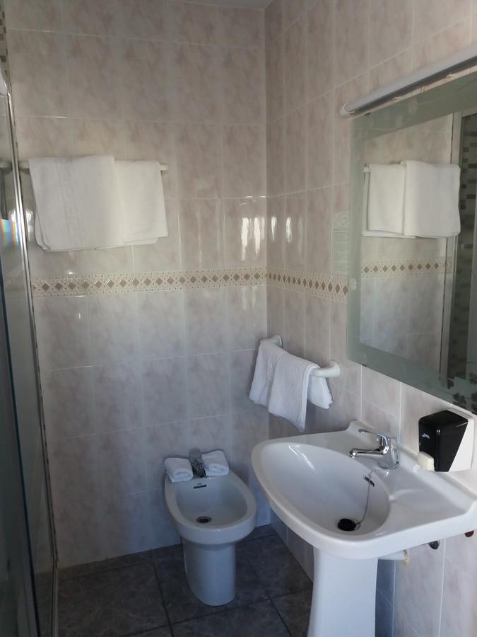 Hostal La Pilarica Paterna Zewnętrze zdjęcie