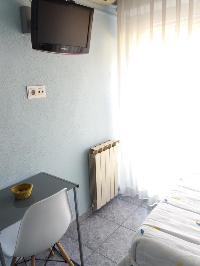 Hostal La Pilarica Paterna Zewnętrze zdjęcie
