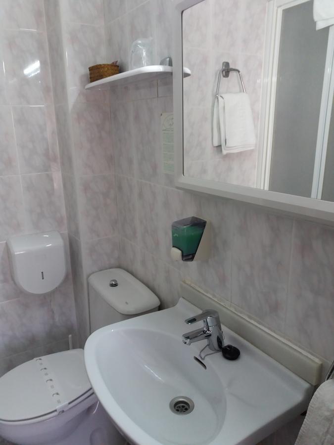 Hostal La Pilarica Paterna Zewnętrze zdjęcie